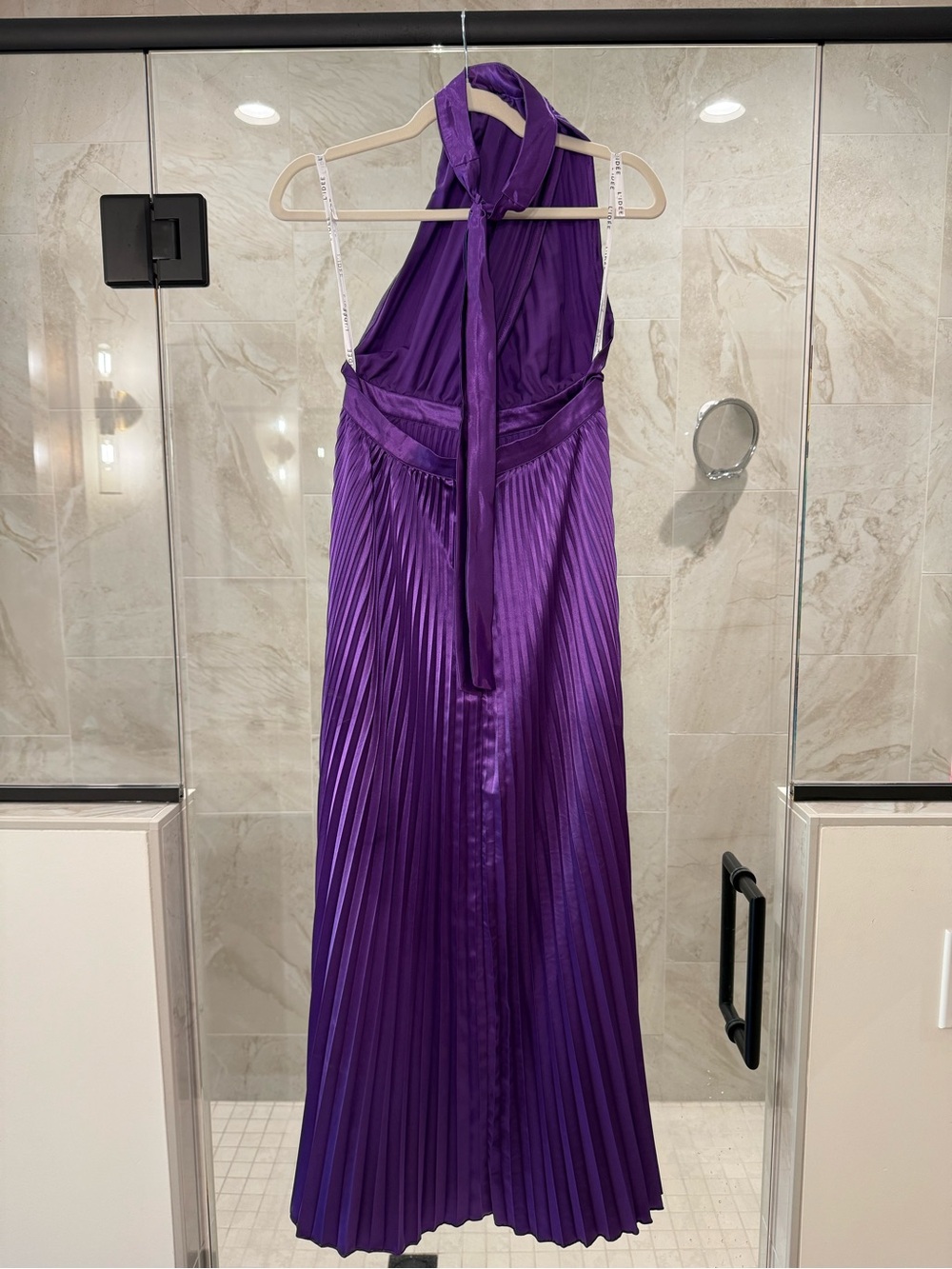 L'IDEE Renaissance Split Gown - Picture 2 of 4